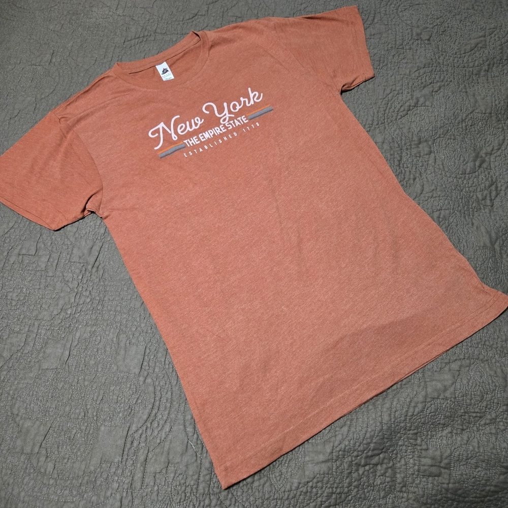 New York City Tourist Souvenir T-Shirt, M The Empire State 1778